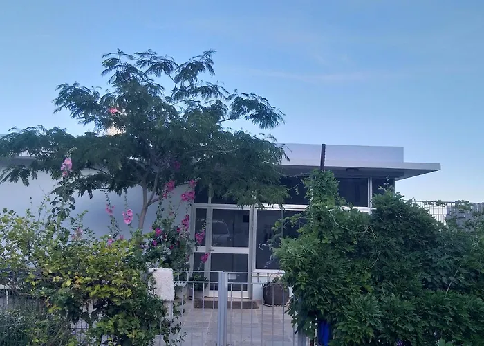 Rosh Pinna Home With A View